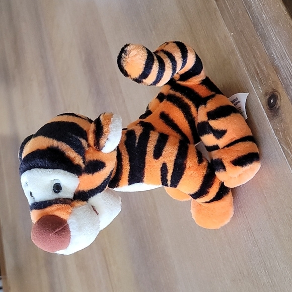 Vintage Disneyland Walt Disney World TIGGER 10" Plush - Picture 2 of 6